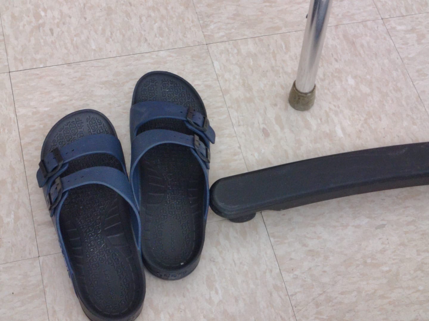 Customer photo review of Gravity Defyer Men's G-Defy UpBov TB8166U Blue Sandal
