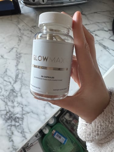 Customer photo review of GLOW MAXX