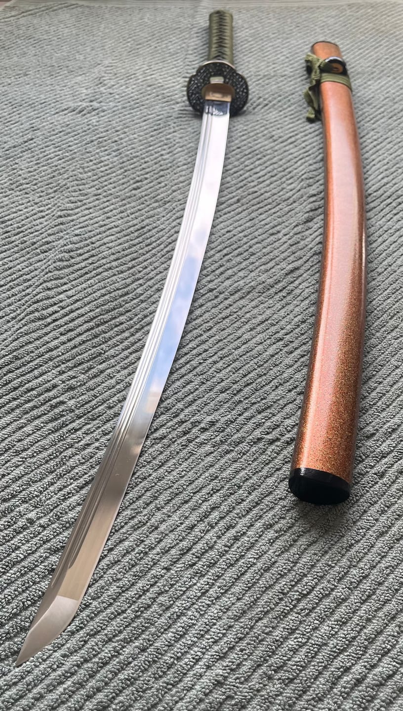 Customer photo review of The Fukyo Katana Spring Steel Double Bohi Razor Sharp