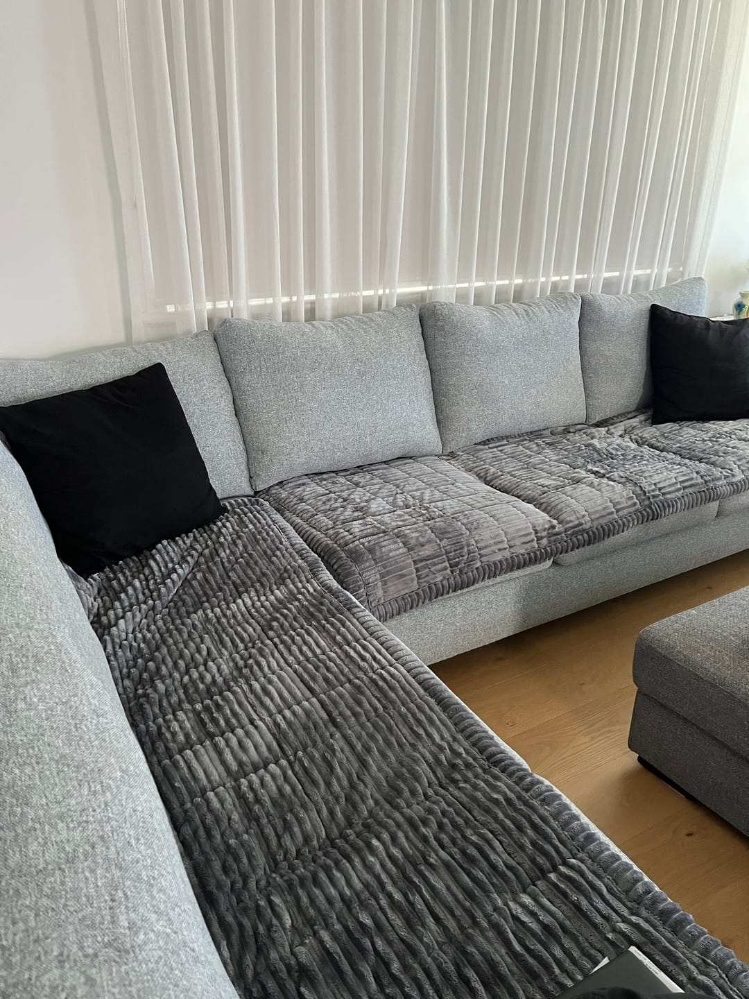 Customer photo review of Cosy Couch - Couch Cover