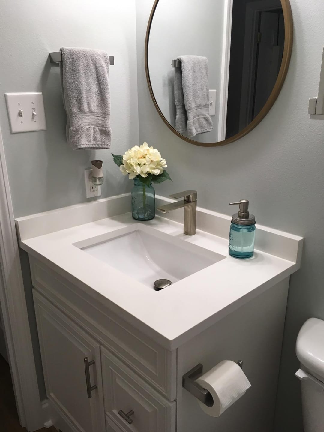 Customer photo review of Geiranger – 4-Piece Wall-Mounted Bathroom Accessories Set