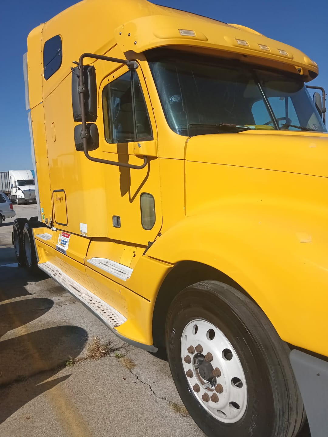 Customer photo review of 18″ Trailer Brush – Wide Wash Brush for Trailers & Large Vehicles