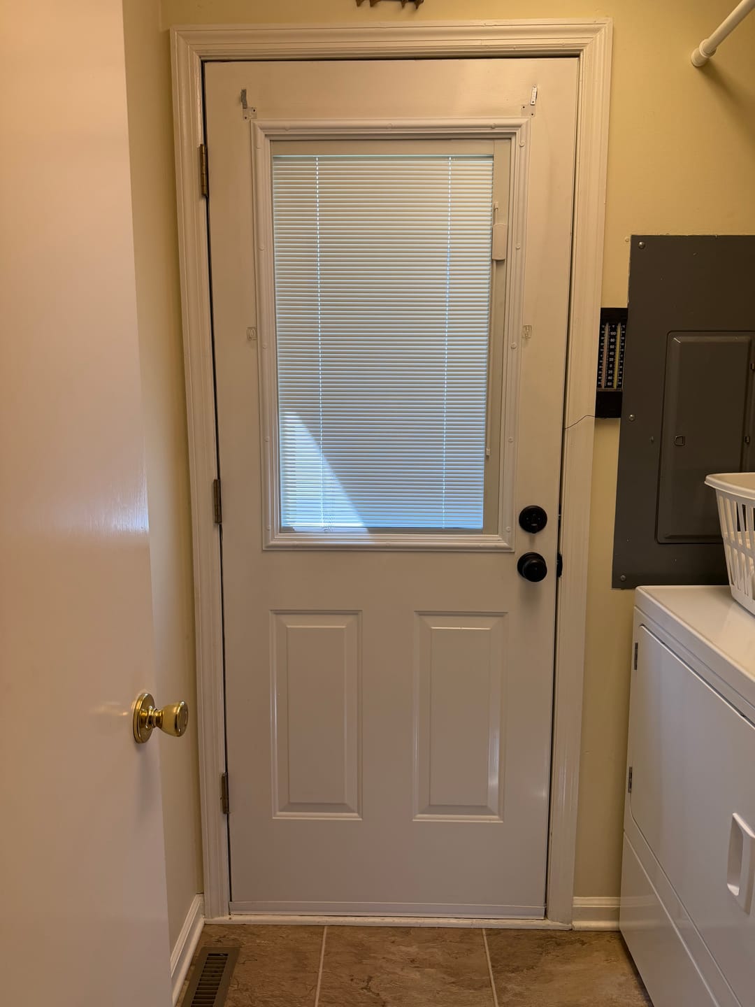 Customer photo review of Raise & Lower Blinds Glass and Frame Kit (Half Lite)