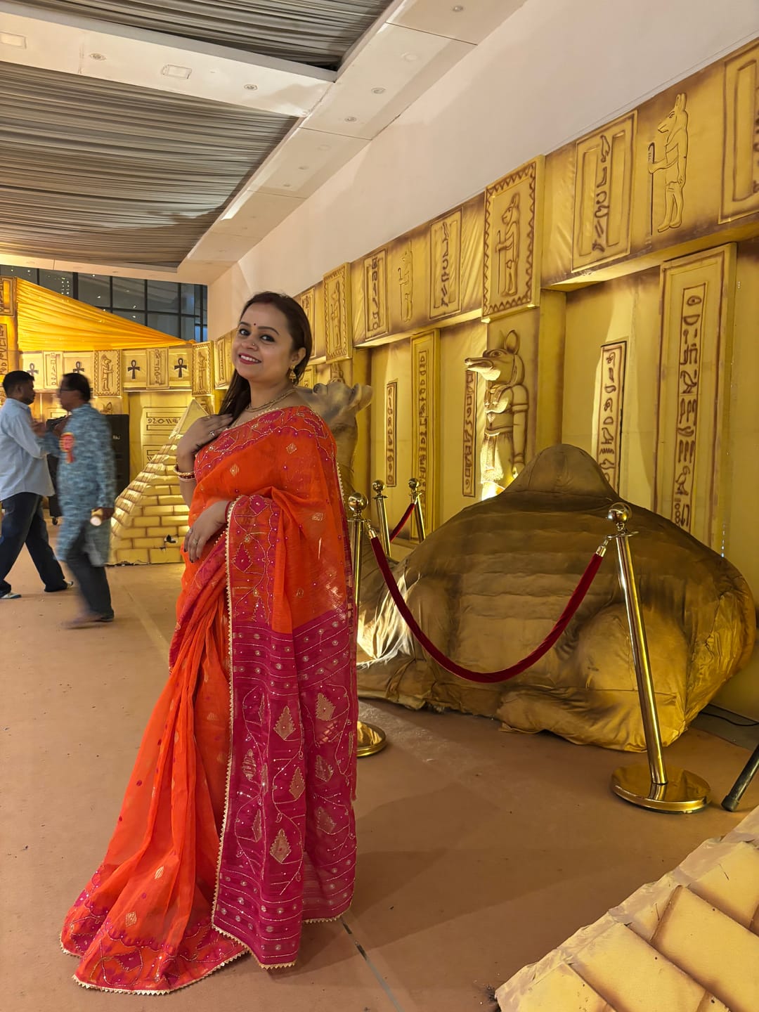Customer photo review of Swarnalekha Dhakai Jamdani Saree