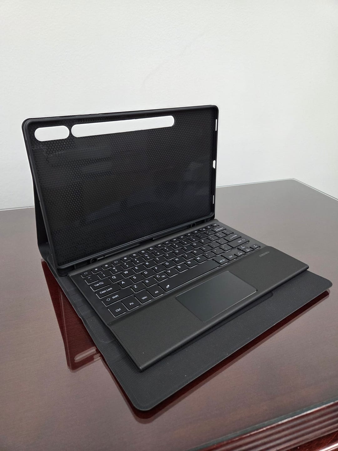 Customer photo review of Navigate Series Leather-Folio Keyboard Case - Samsung Galaxy Tab S10+, Tab S9+, and Tab S9 FE+