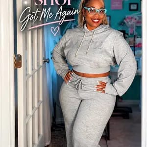 Customer photo review of Women's 2 Piece Outfit Cropped Hoodie and Wide Leg Sweatpants Set Drawstring Waist Casual Tracksuit