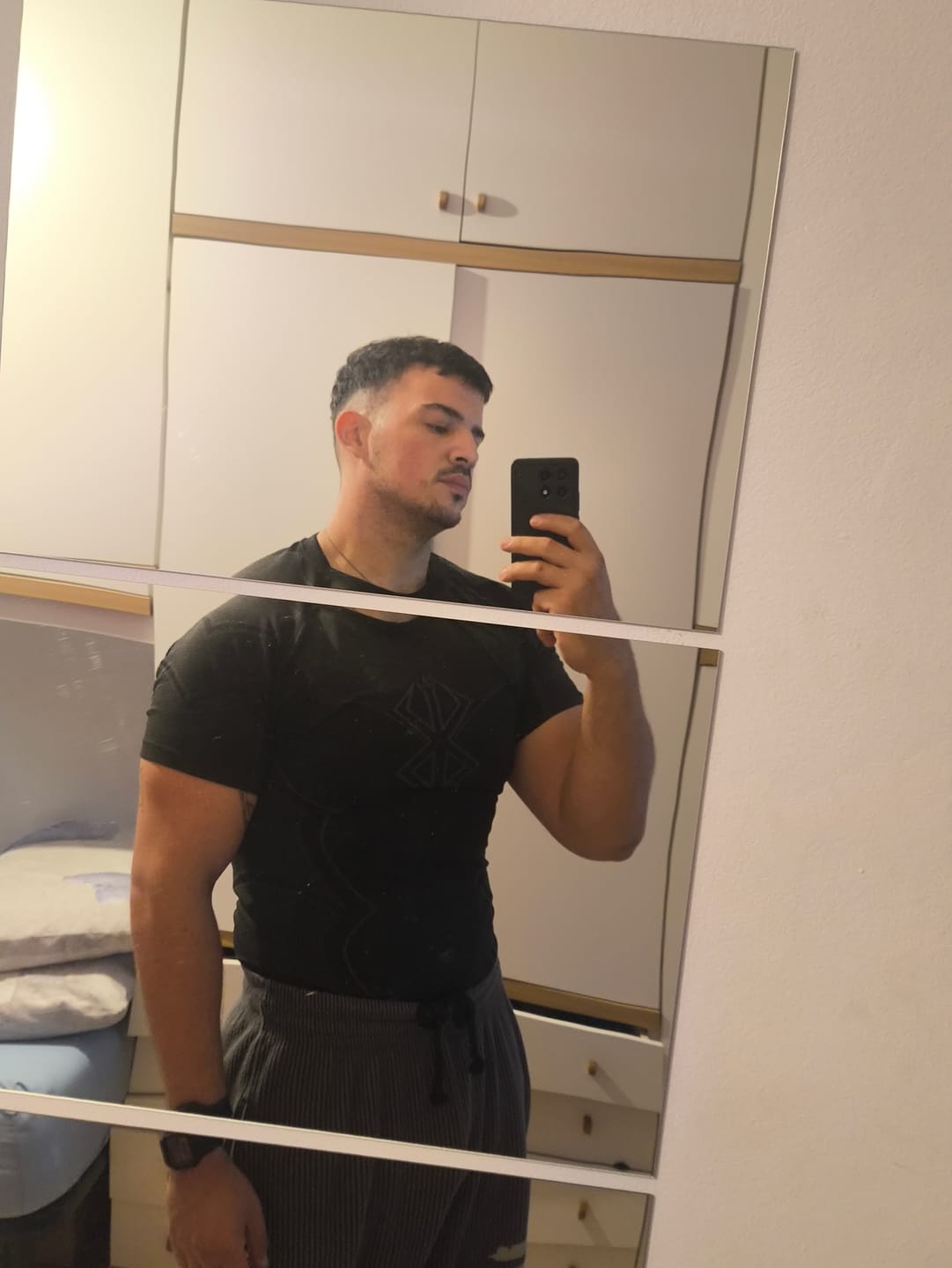 Customer photo review of ARMOR COMPRESSION TEE