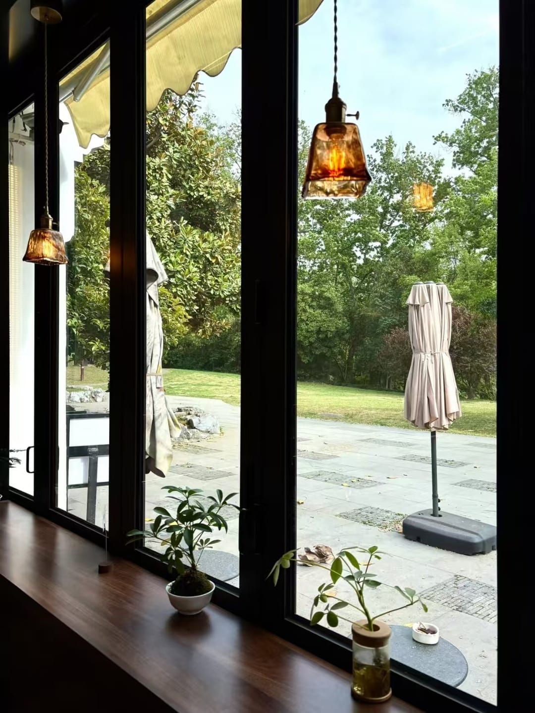 Customer photo review of Classic Starfire Glass Pendant Light