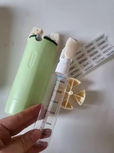 Customer photo review of Dispensador 4 en 1 sin goteos