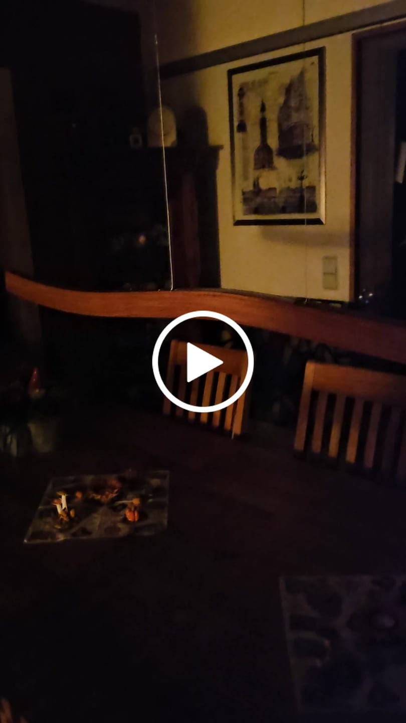 Customer video review of Designer Pendelleuchte aus Eichenholz, doppelt geschwungen, LED-Pendelleuchte - Fiona