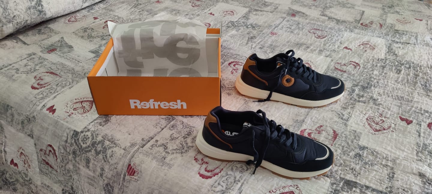Customer photo review of Refresh Sneakers Uomo Blu in Tessuto ed Ecopelle