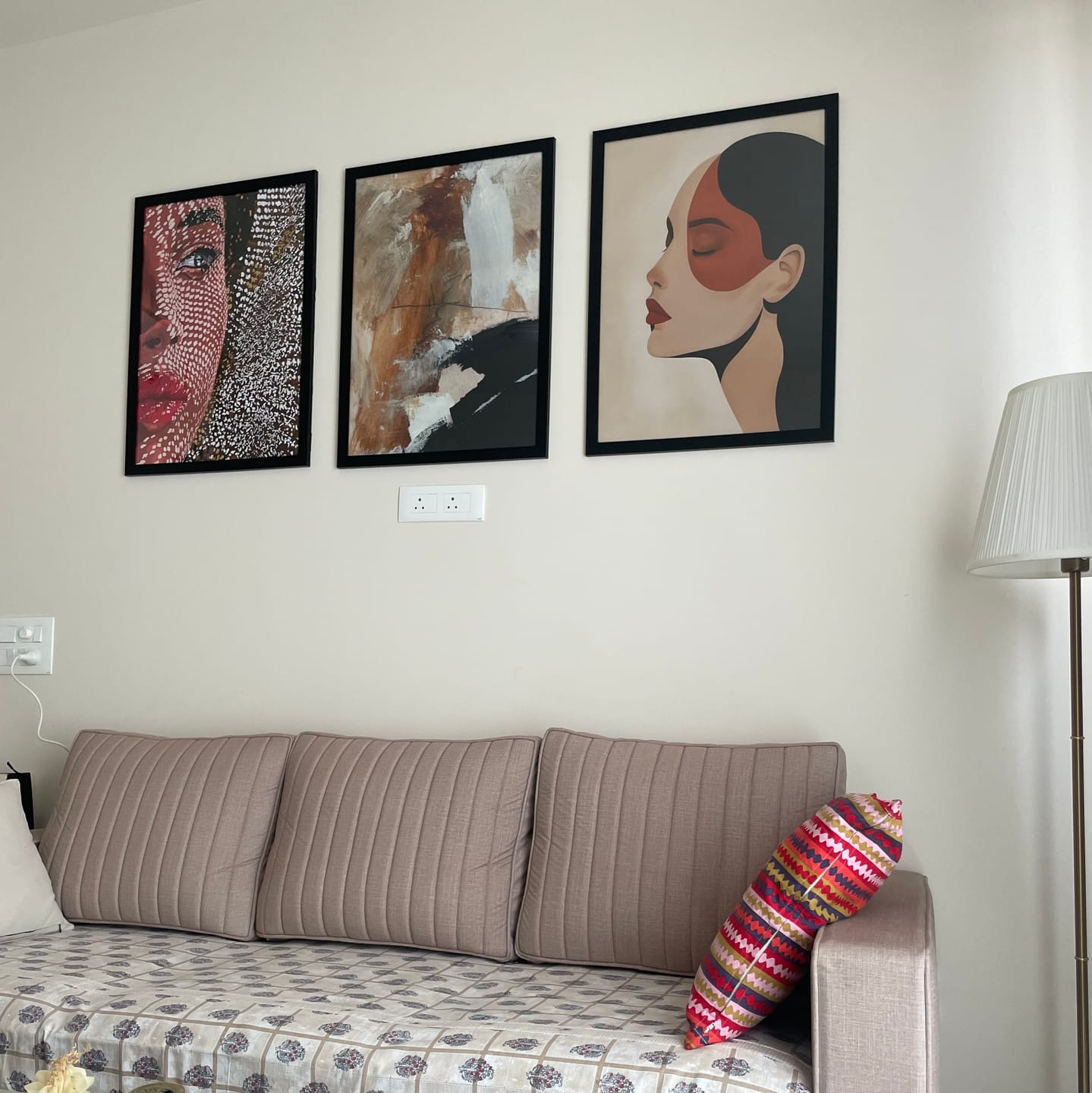 Customer photo review of Under the Jute Hat, Bohemian Woman Fashion Painting