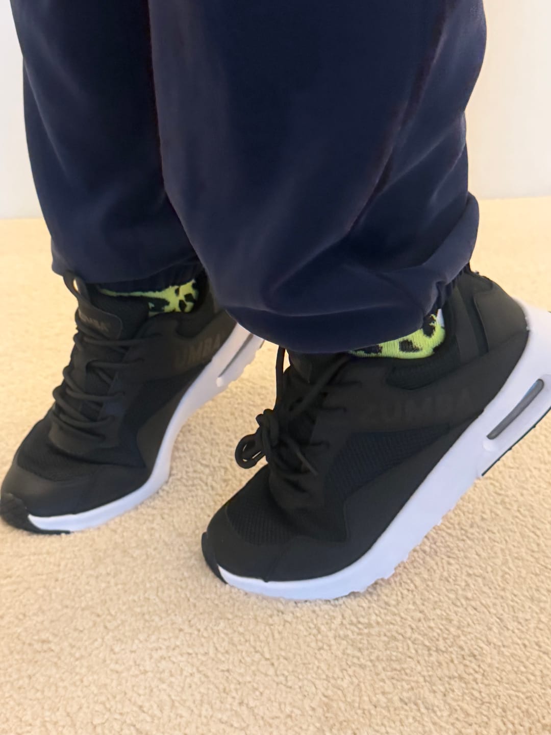 Customer photo review of Zumba Air Classic 2.0 - Black/Black