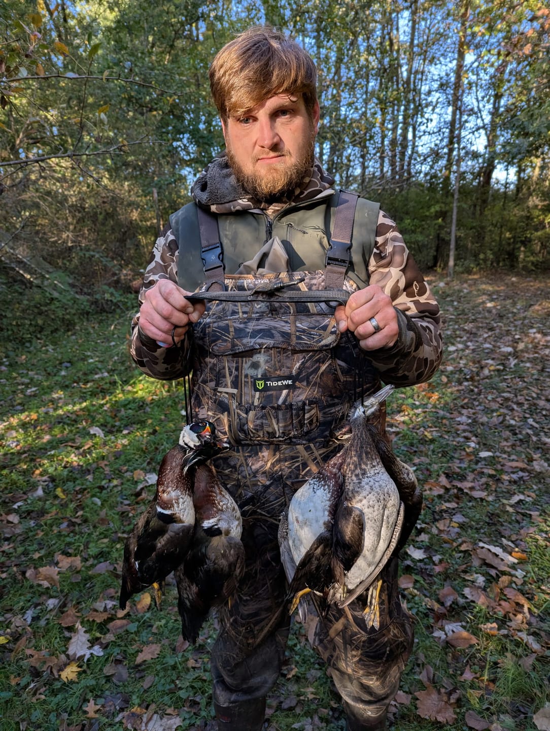Customer photo review of Seeker Camo Hunting Waders for Waterfowl Hunting | Hunting Bibs Waterproof Chest Neoprene Waders Insulated Bootfoot