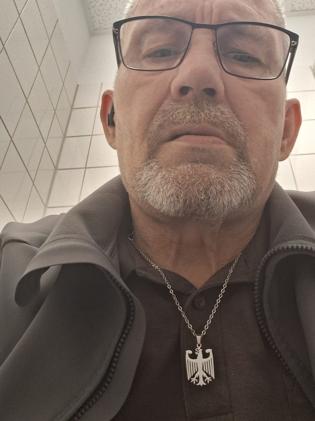 Customer photo review of Deutschland Adler Kette