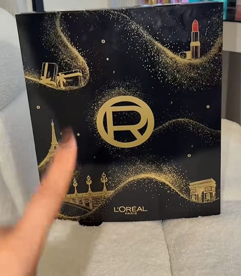 Customer photo review of Calendrier L'Oréal