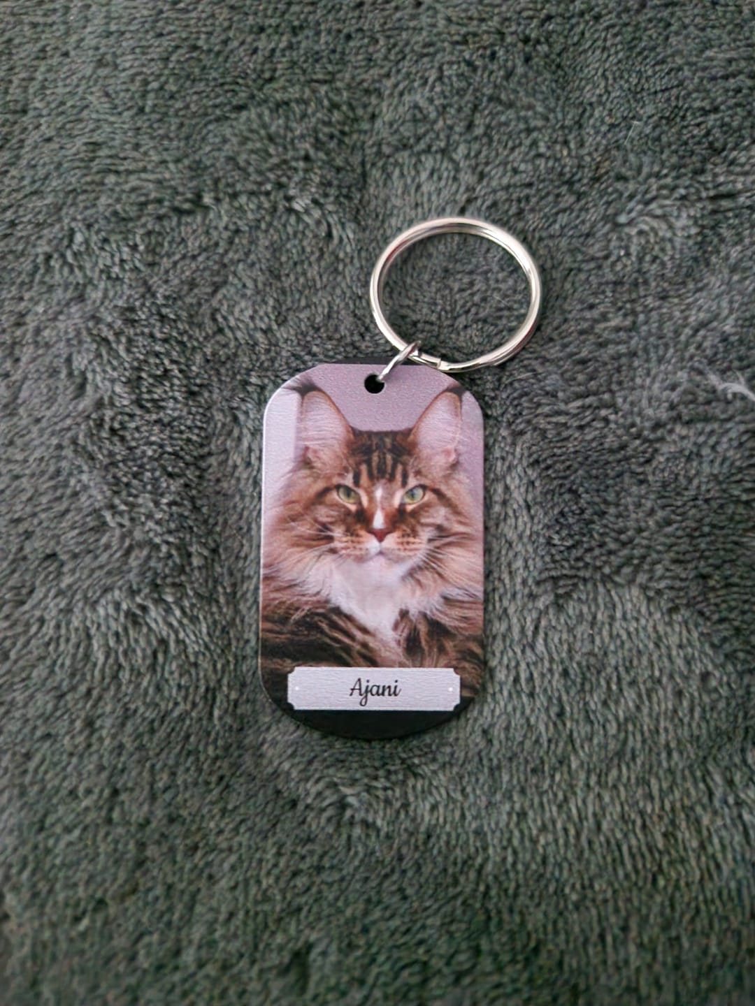 Customer photo review of Personalisierter Dog Tag Schlüsselanhänger - Doppeltes Foto