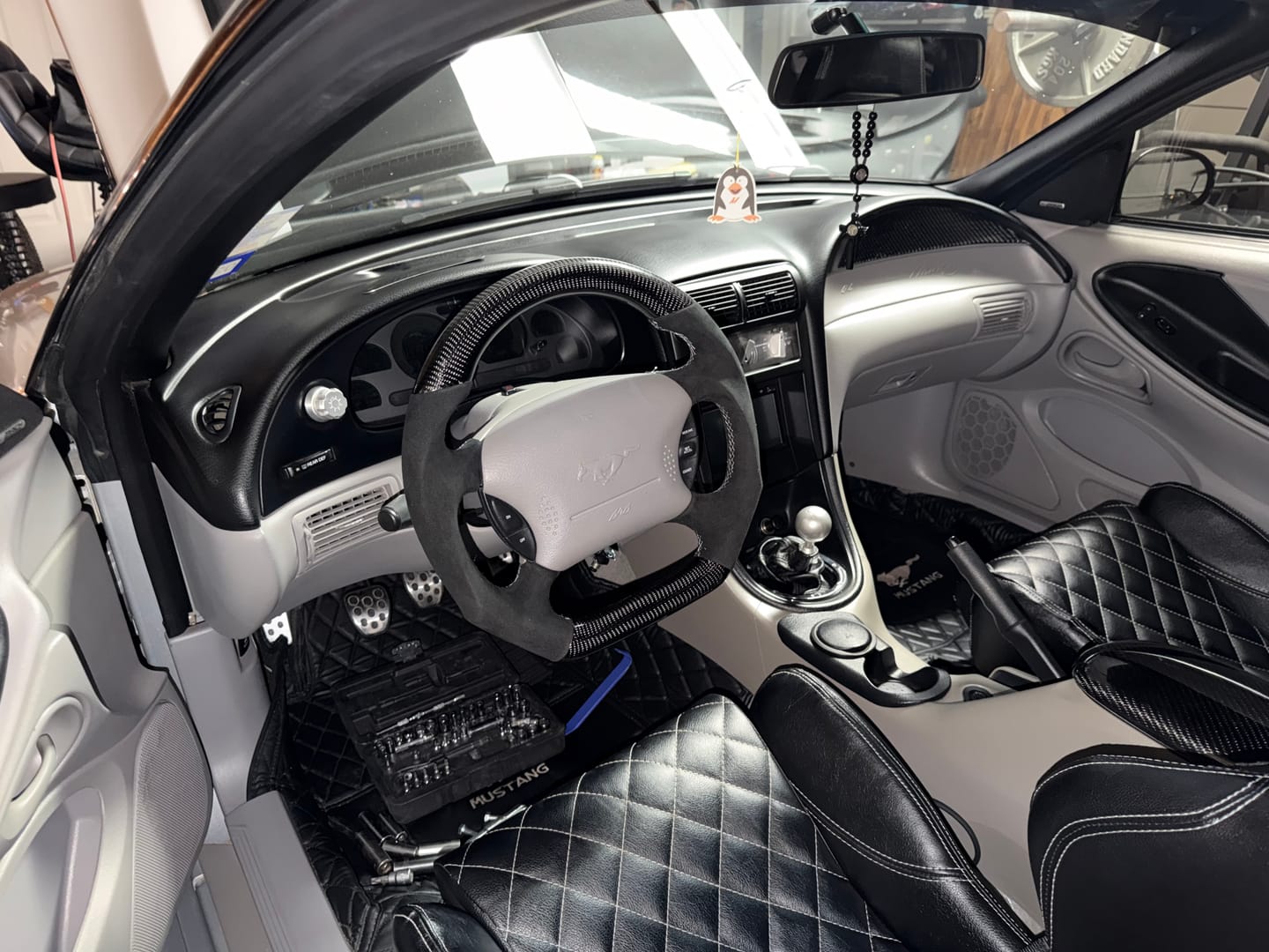 Customer photo review of Ford Mustang (1994–2004) Custom Carbon Fiber Steering Wheel