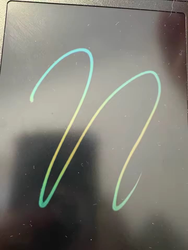 Customer photo review of Montessori SketchPad™- Tavoletta da Disegno LCD