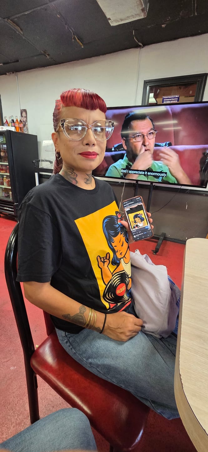 Customer photo review of Puro Oldies Lil Chingona T-Shirt
