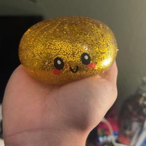 Customer photo review of Glitter Dumpling Squishy