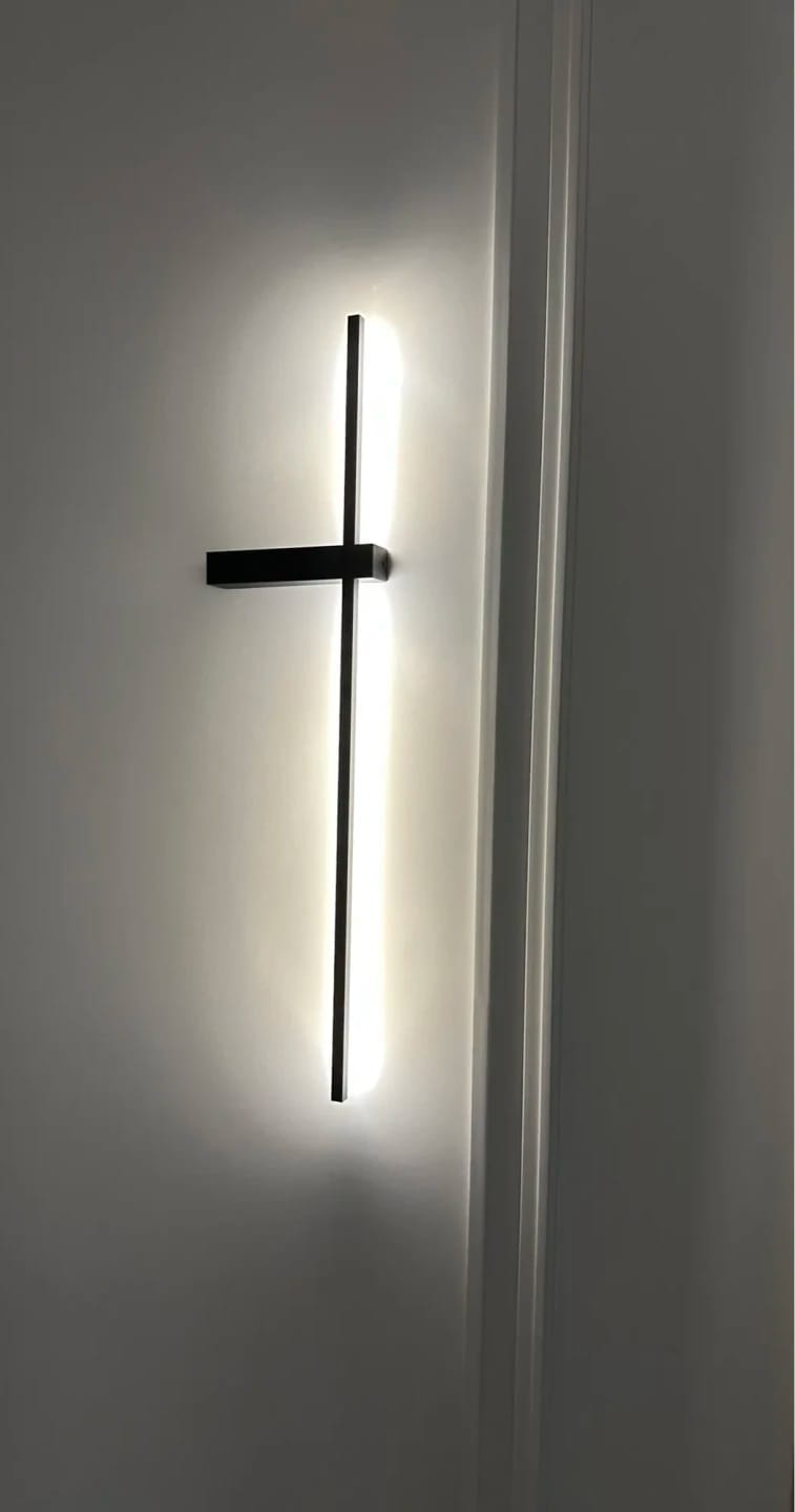 Customer photo review of Vertical LED Bar Wall Light, Aluminium Wall Sconce, 60–120 cm