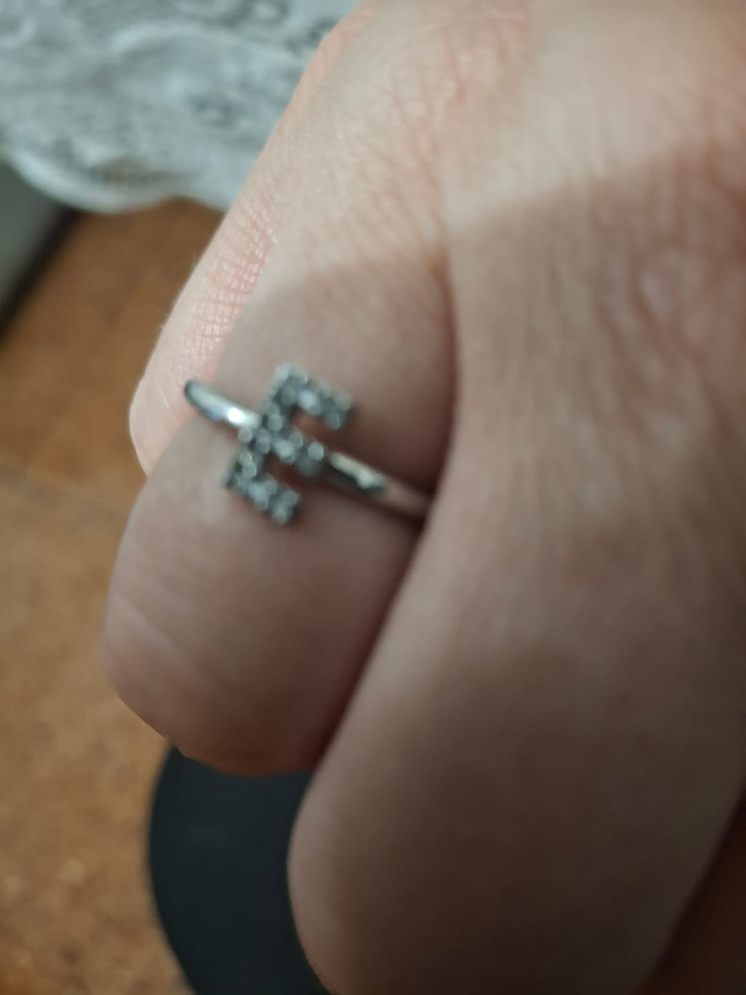 Customer photo review of Anello Lettera