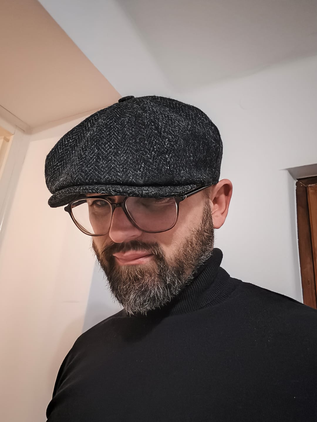 Customer photo review of Connery Cap Tweed