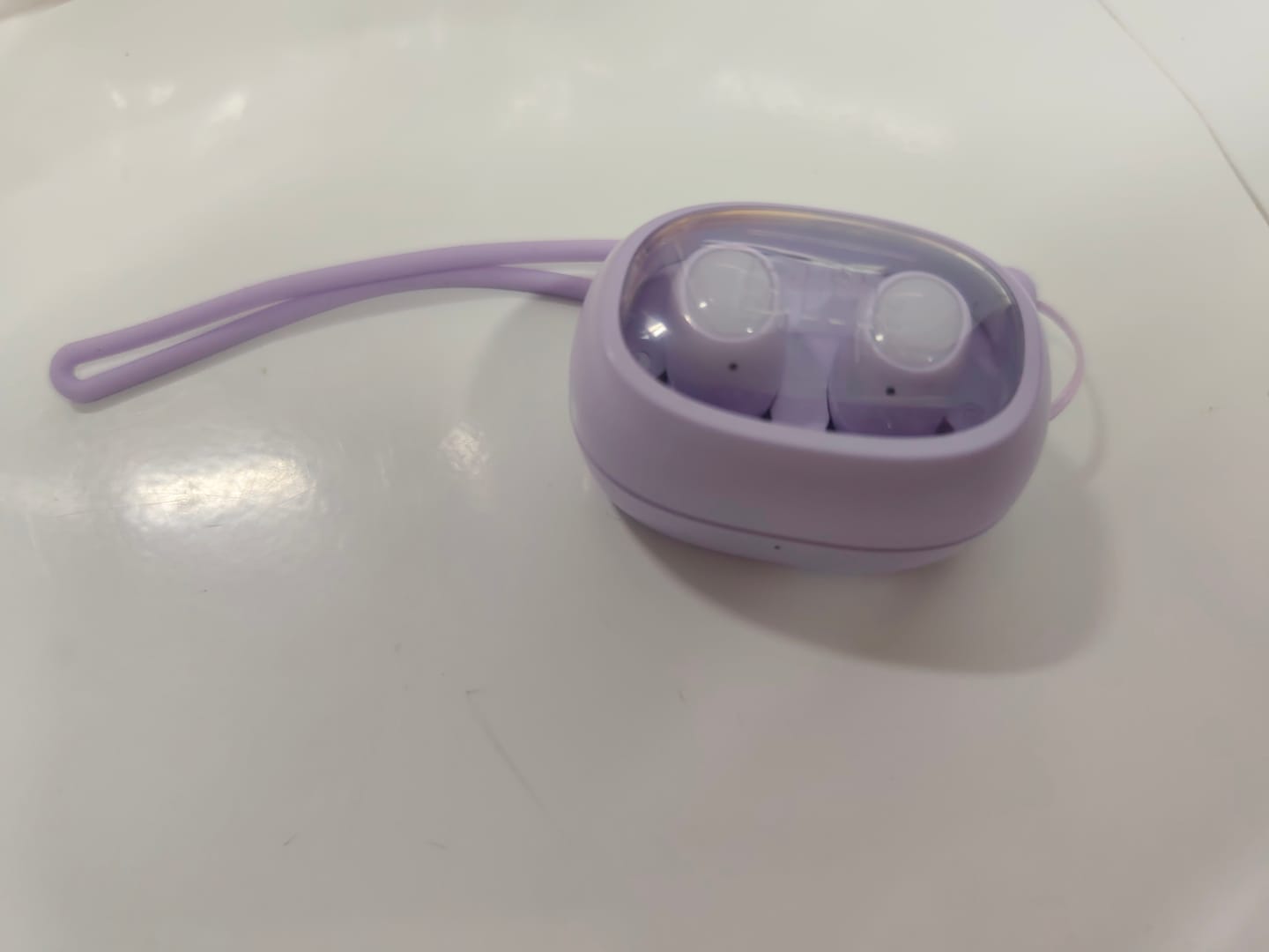Customer photo review of Audífonos Bluetooth Blik Buds80 30H IPX4 Lila
