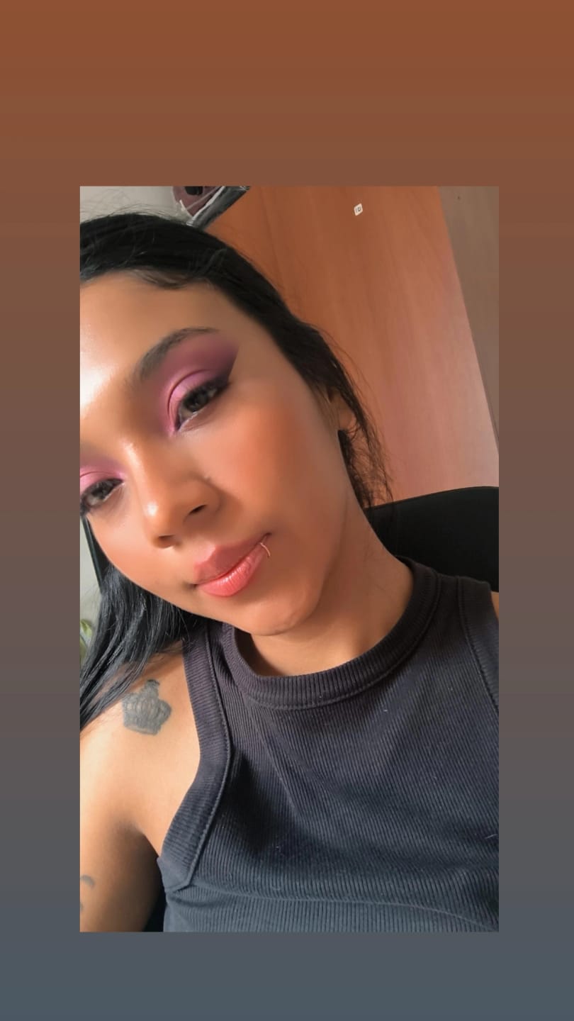 Customer photo review of BASE DE MAQUILLAJE LÍQUIDA 1ST SCENE