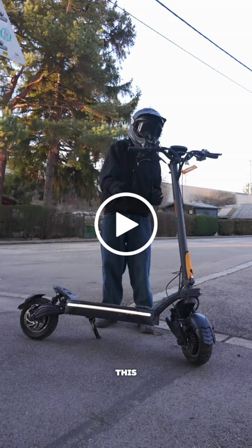 Customer video review of Ausom F1 Max Electric Scooter