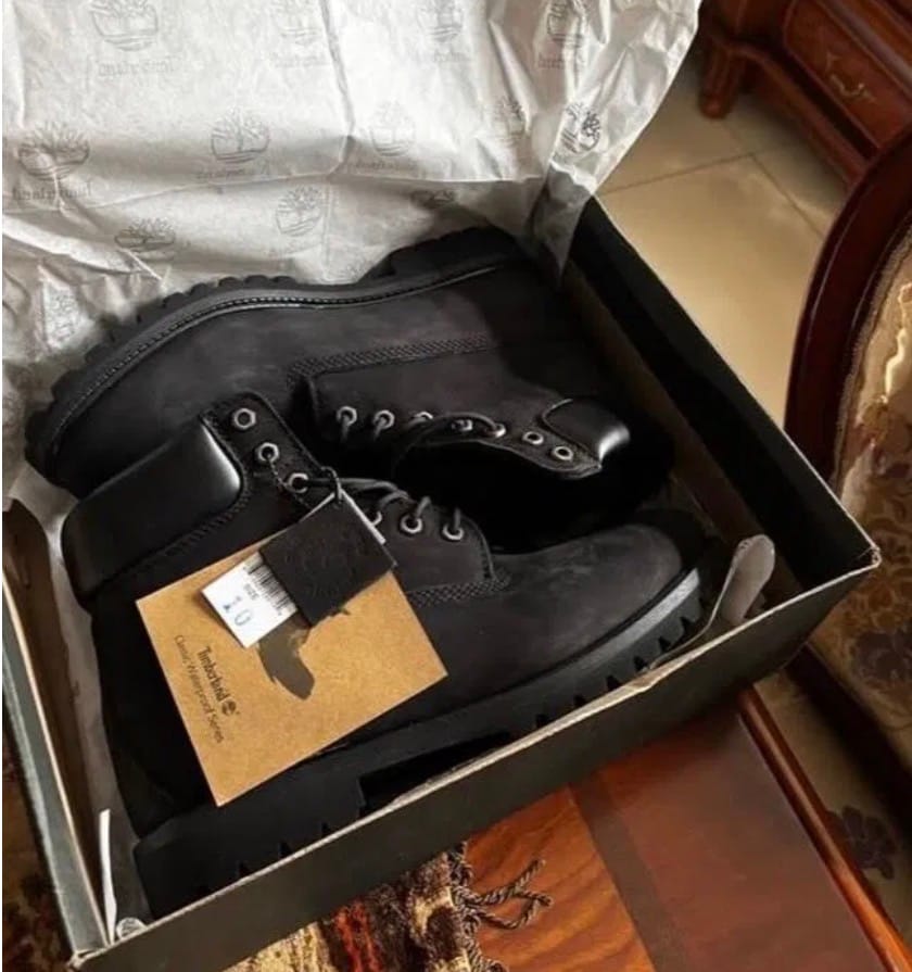 Customer photo review of TIMBERLAND 6-INCH BOOT BLACK