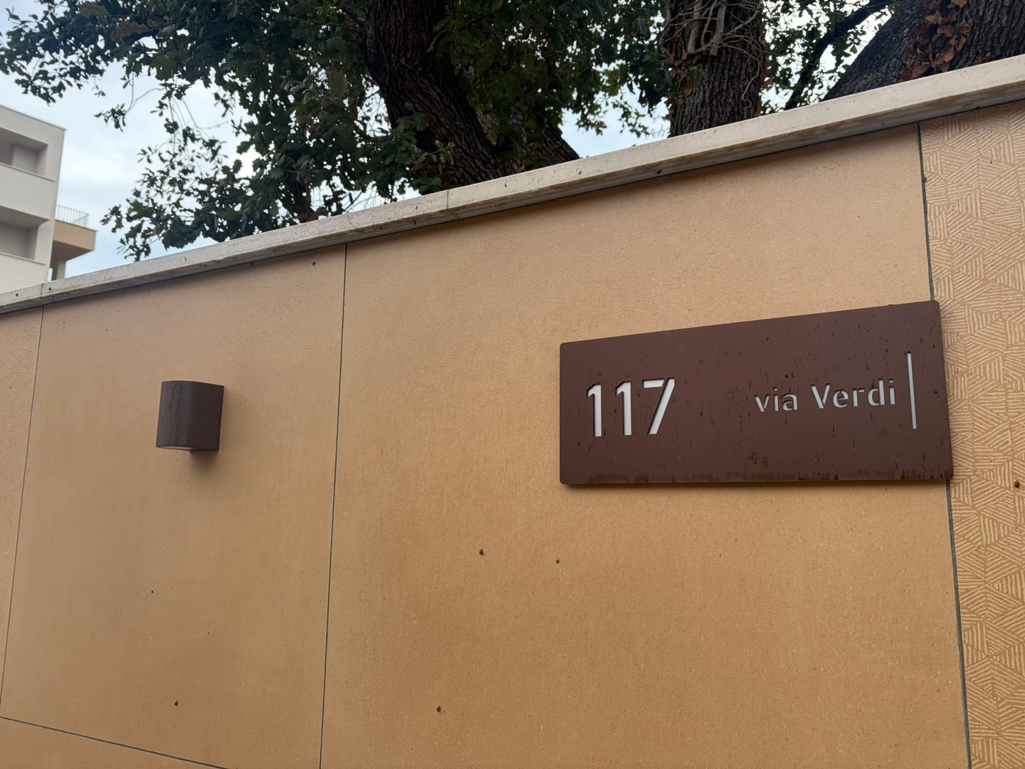 Customer photo review of Numero civico e testo modello Stencil Horizontal