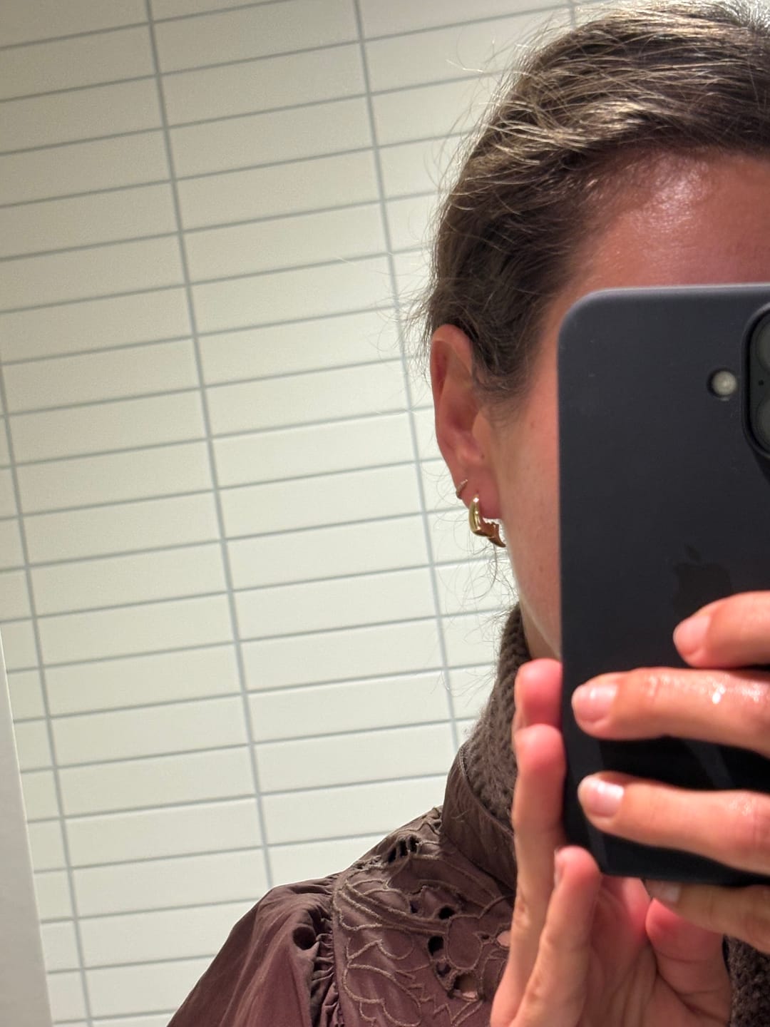 Customer photo review of Hedvig - Classic Wide Hoop Earring Stainless Steel