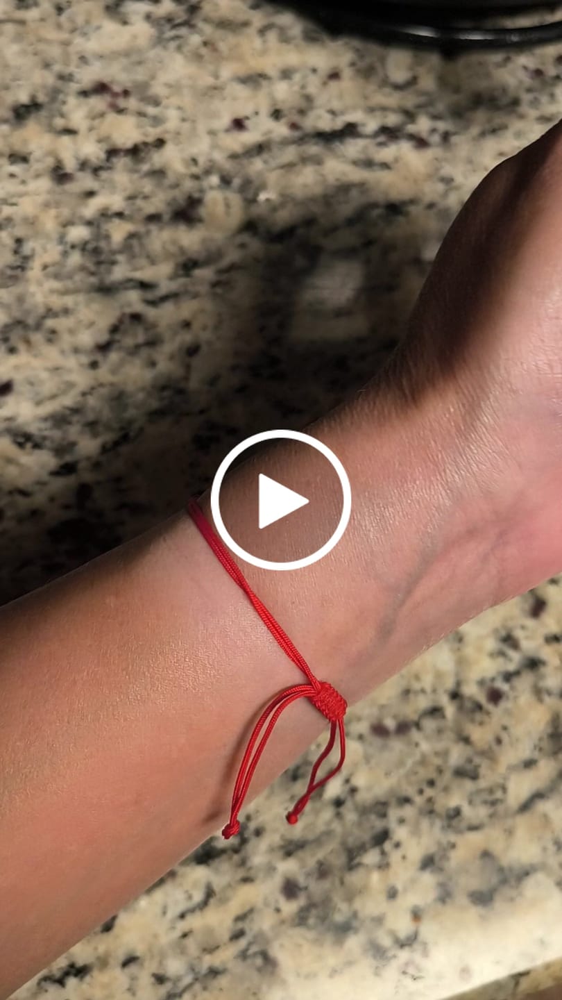 Customer video review of 14k REAL Gold Evil Eye Red Thread Bracelet