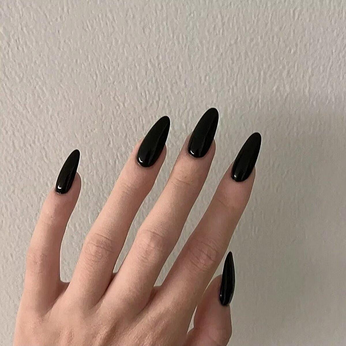 Customer photo review of Solid Nails | Medium Long Almond (6 colors)
