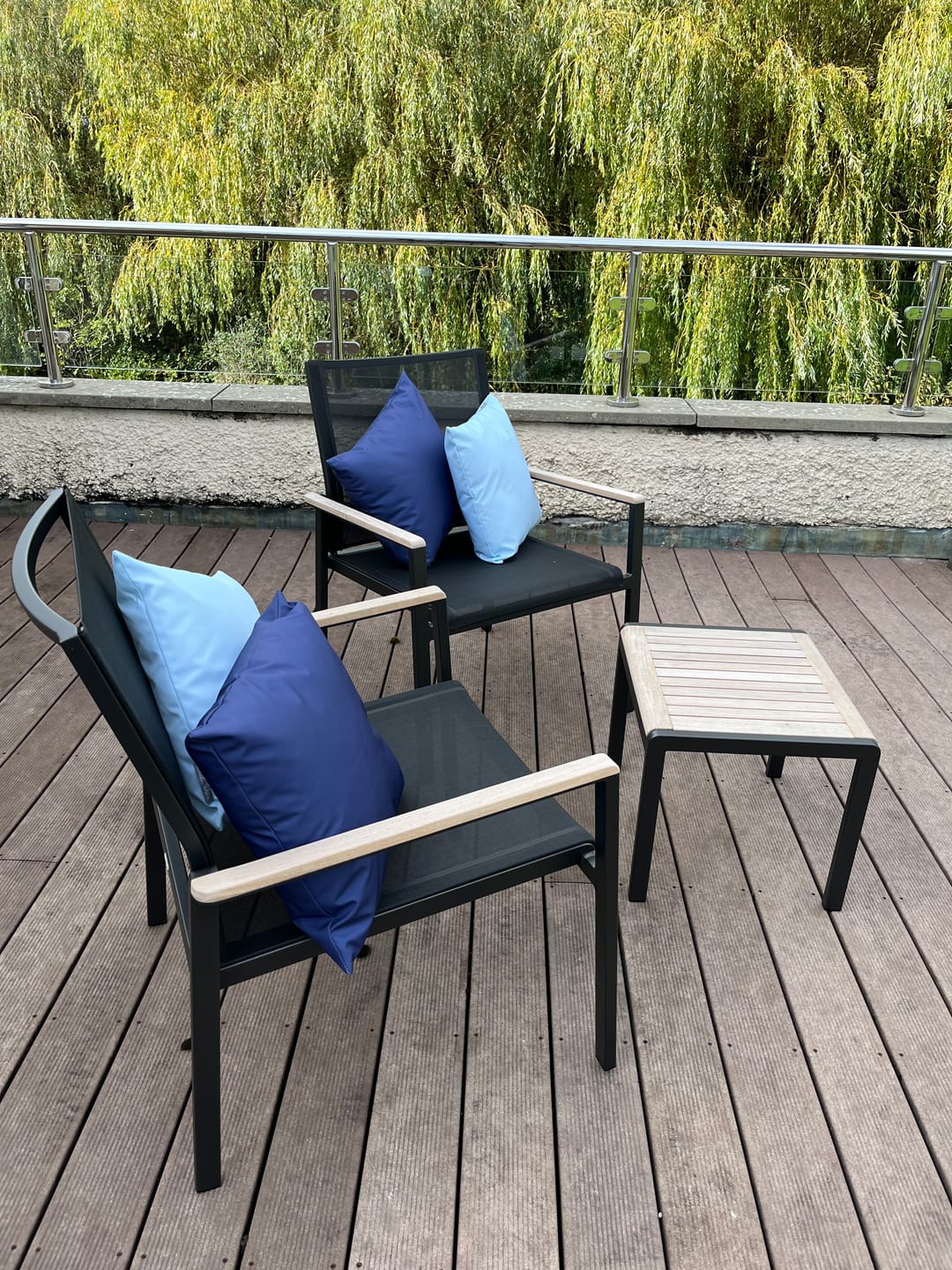 Customer photo review of Outdoor Garden Waterproof Cushion - Signature Colours