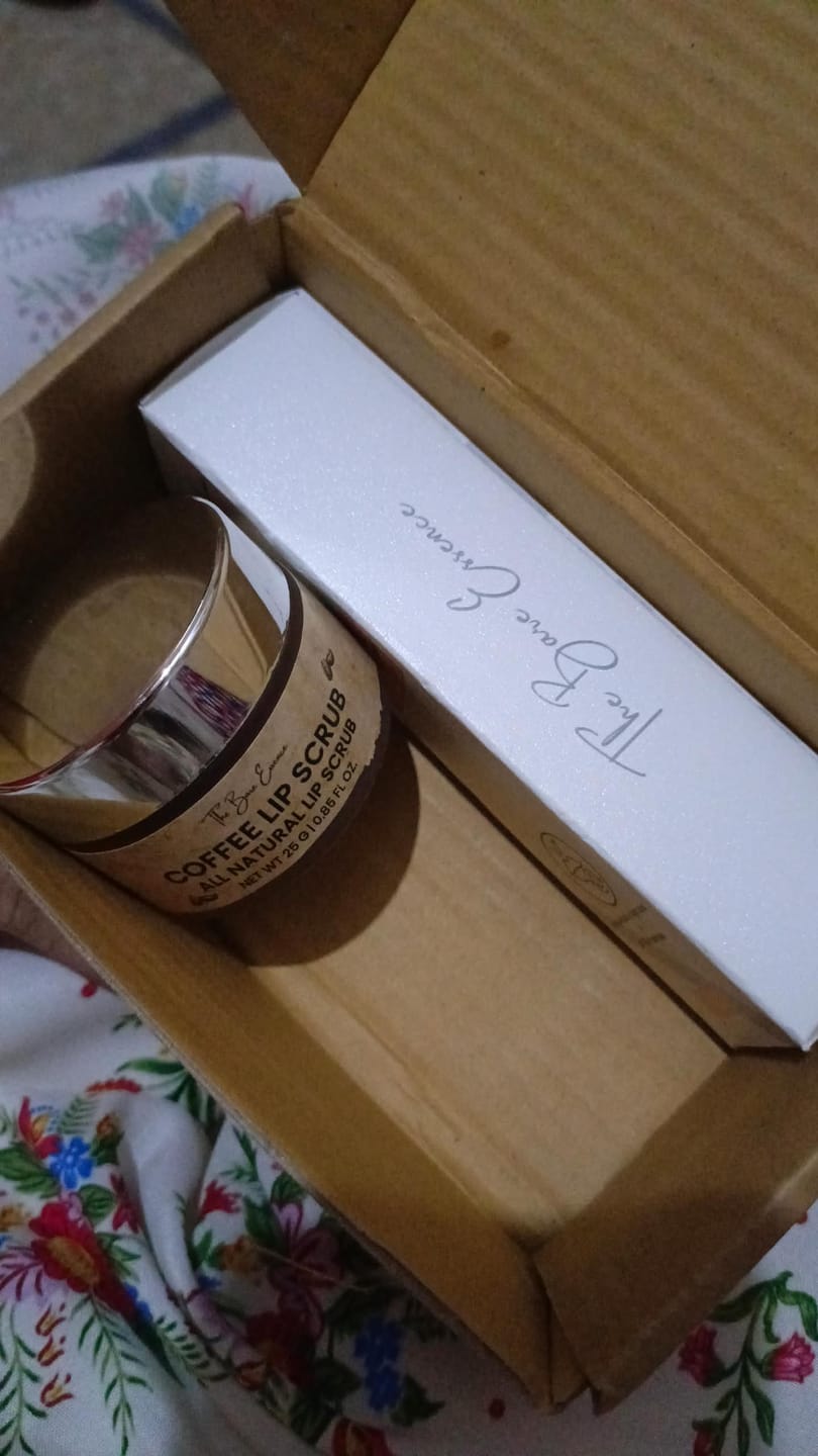 Customer photo review of Best Lip Pigmentation Brightening Bundle - Exfoliate + Treat