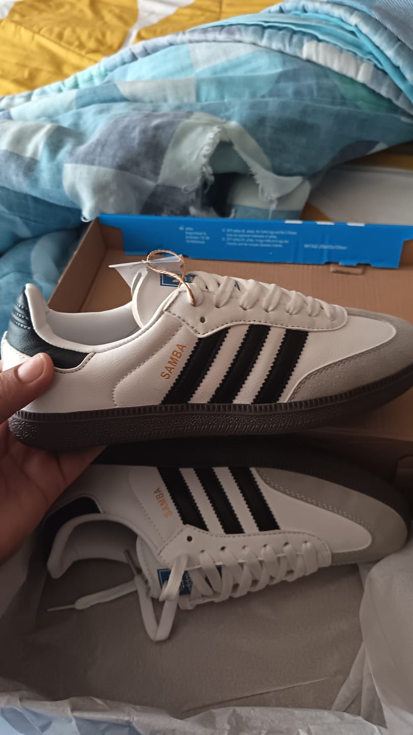 Customer photo review of Samba OG White