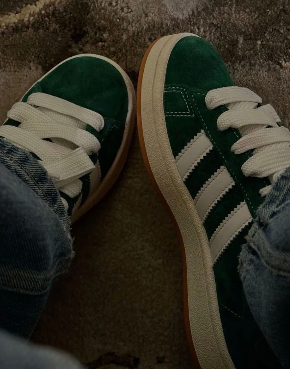 Customer photo review of Adidas Campus 00s "DARK GREEN"