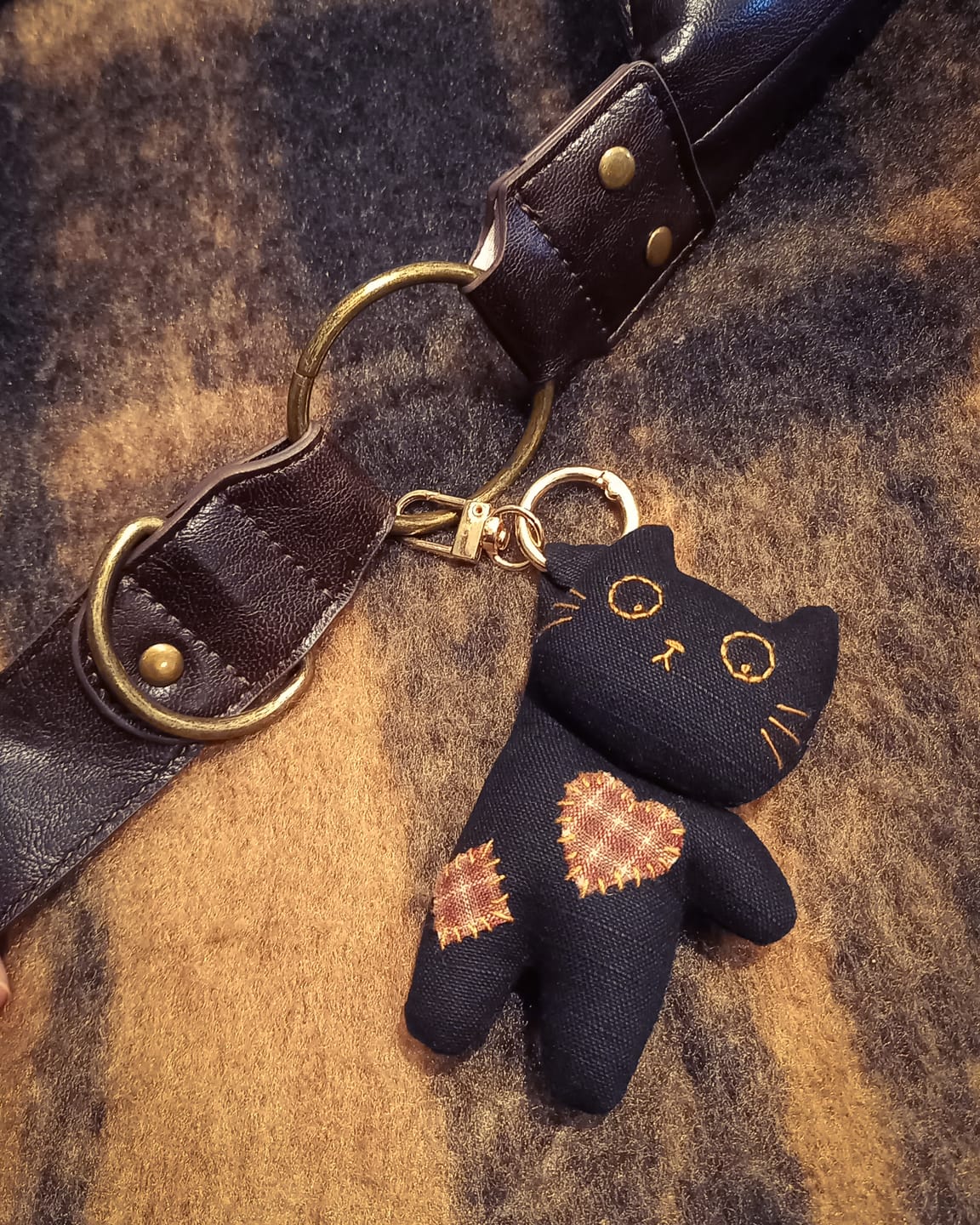 Customer photo review of Paw-Stuck Kitty Bag Charm