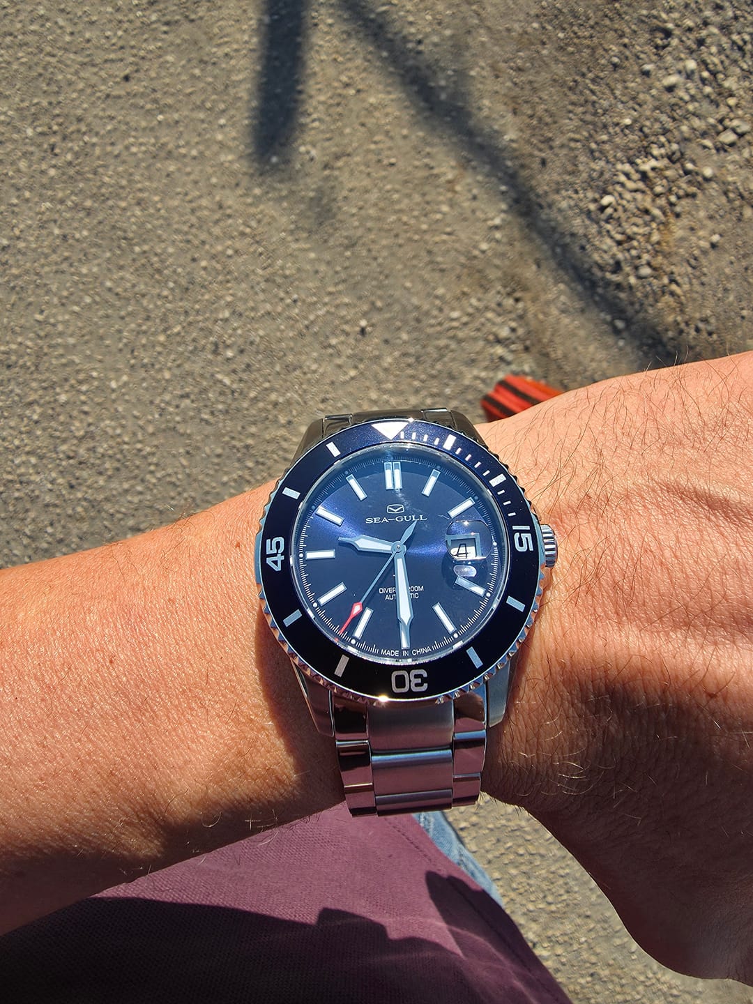 Customer photo review of Ocean Series 200m Waterproof Magnified Date Window Dive Watch 44mm