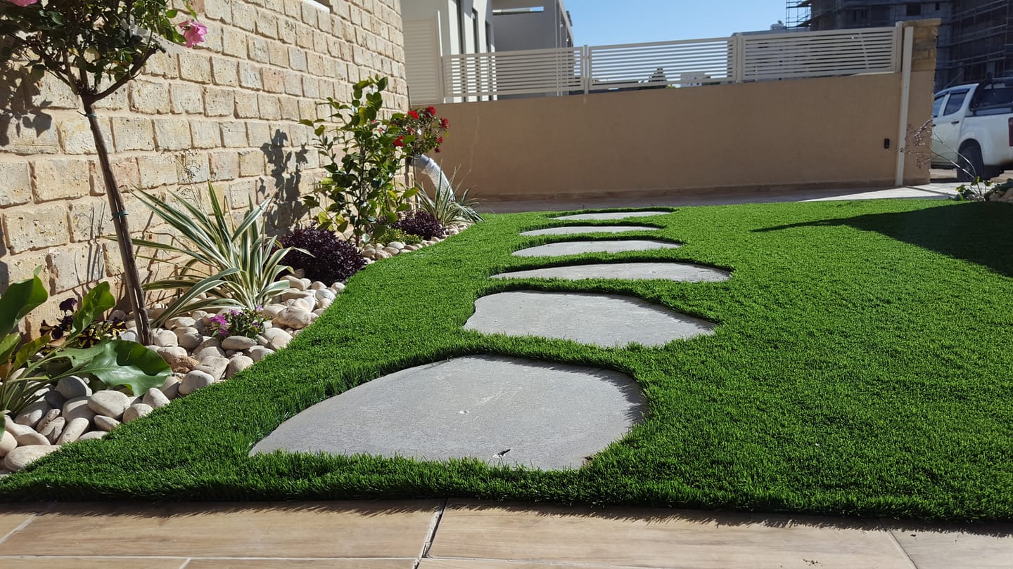 Customer photo review of גדר ערבה מלאכותי PVC צבעוני דגם ™GIARDURA
