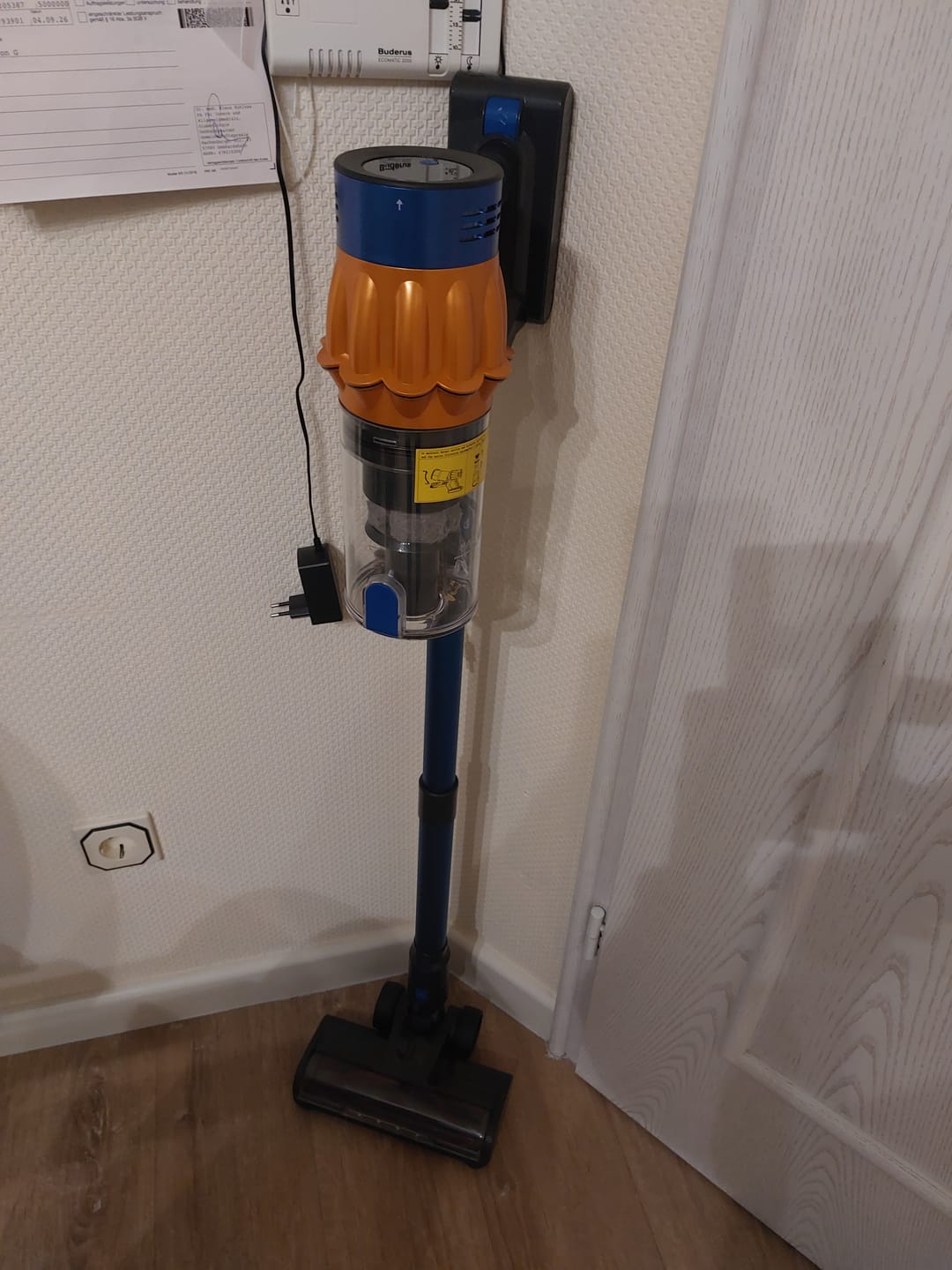 Customer photo review of Dripl UltraVac Akku-Staubsauger