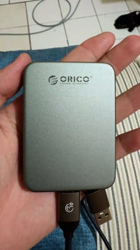 Customer photo review of ORICO K20MINI Ultra-Slim Magnetic Portable SSD for iPhone