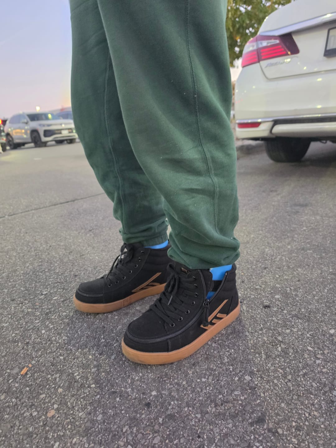 Customer photo review of Men's Black/Gum BILLY CS High 2.0