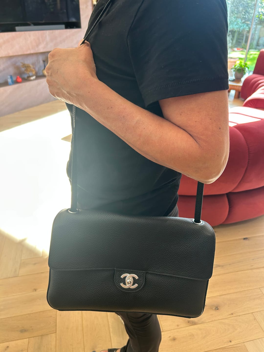 Customer photo review of Chanel 2026 Maxi Flap Bag 32cm Calfskin