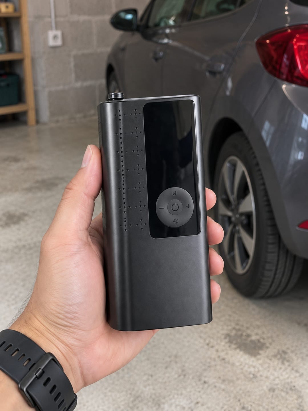 Customer photo review of AirRove Gonfleur de pneu voiture sans fil