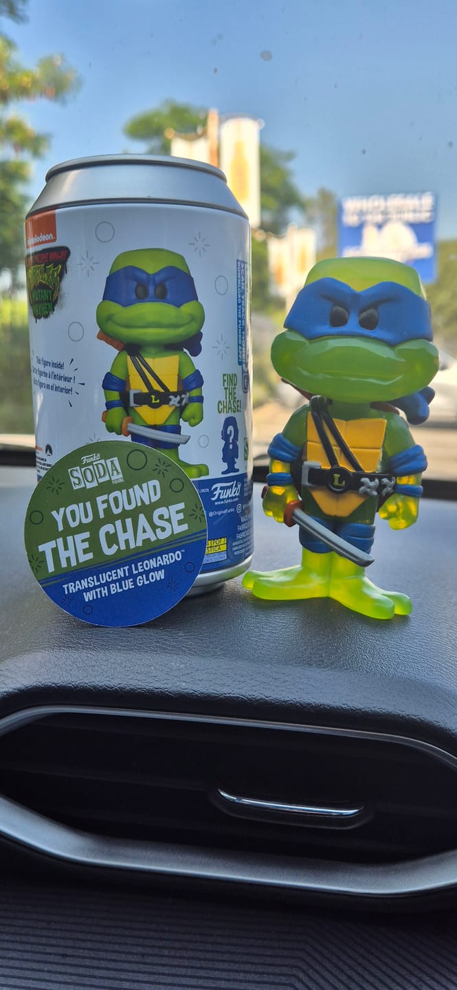 Customer photo review of Funko Vinyl Soda! Teenage Mutant Ninja Turtles: Mutant Mayhem - Leonardo