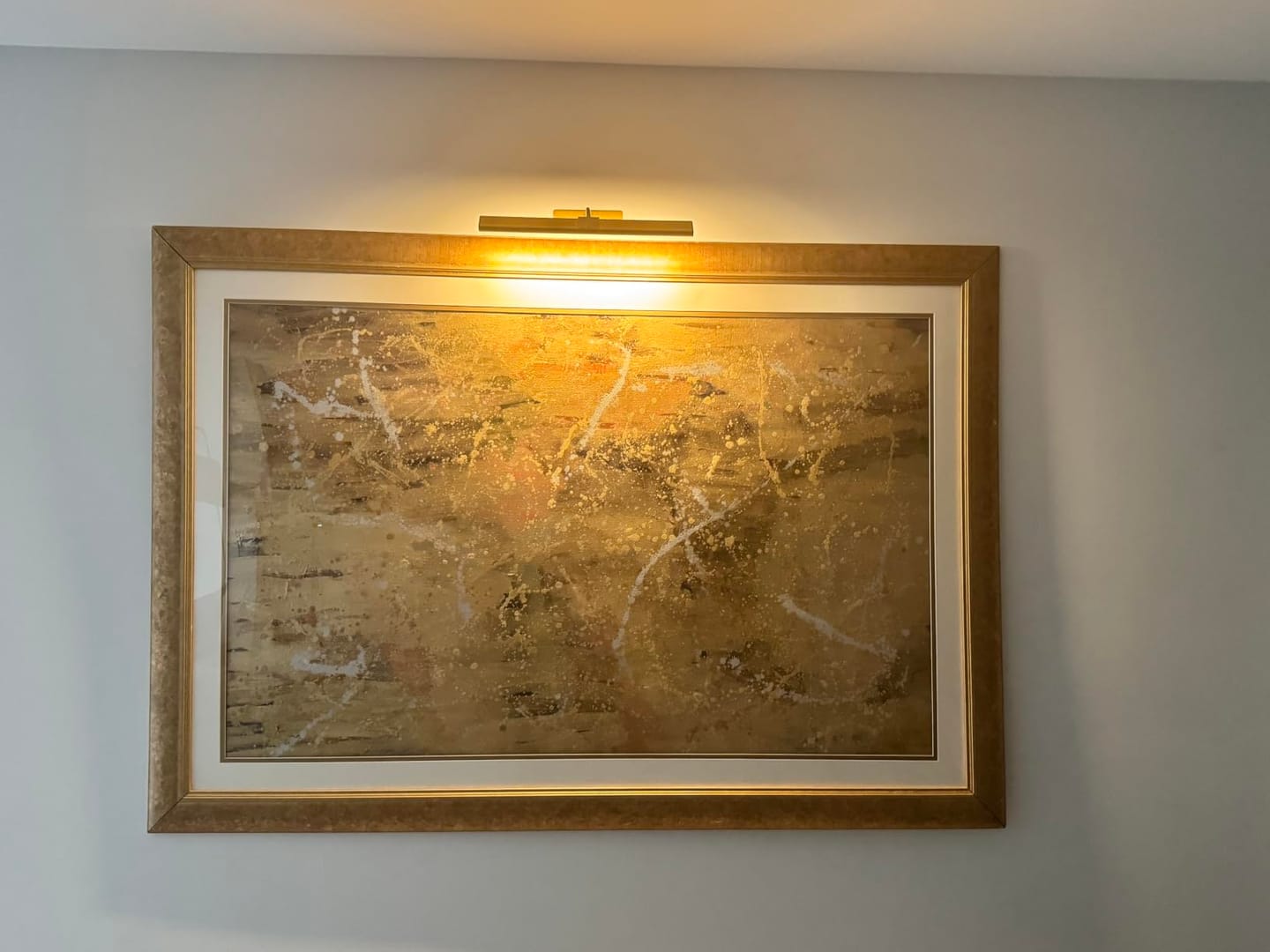 Customer photo review of Rechargeable Picture Light | Cordless LED Bar, Magnetic Mount, USB-C | Remote & Touch Dimming, Timer, Gold or Black